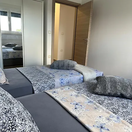 House Smiling Amazing Property For Vacation * Pula
