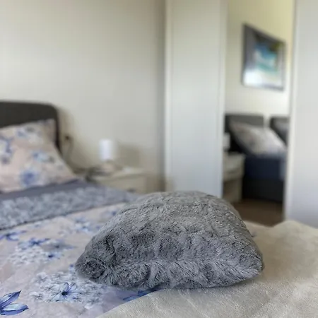 House Smiling Amazing Property For Vacation Apartment *