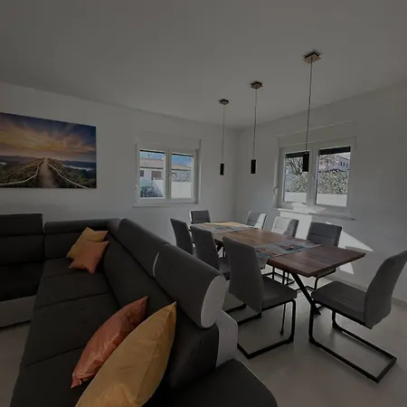 House Smiling Amazing Property For Vacation Apartment *