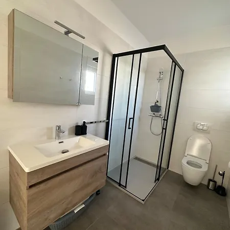 House Smiling Amazing Property For Vacation Pula